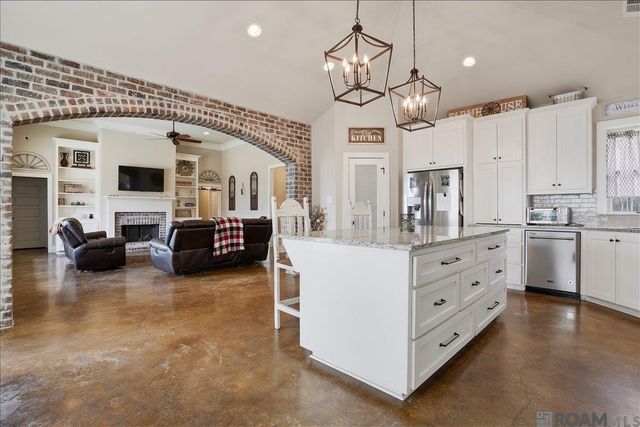 22364 La Hwy 42, Livingston, LA 70754