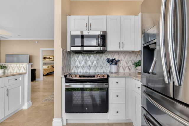 700 E Boynton Beach Boulevard Ph 2, Boynton Beach, FL 33435