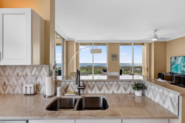 700 E Boynton Beach Boulevard Ph 2, Boynton Beach, FL 33435