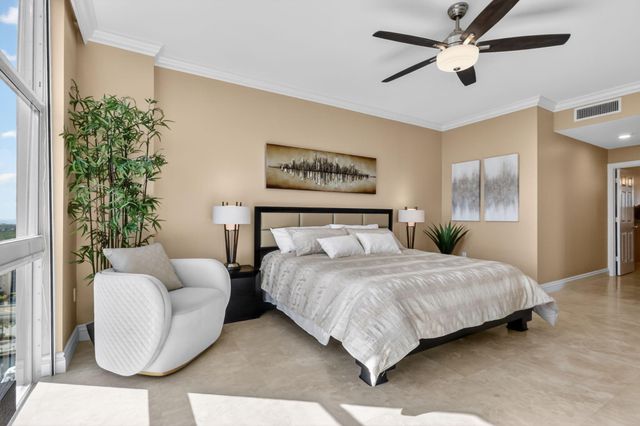 700 E Boynton Beach Boulevard Ph 2, Boynton Beach, FL 33435