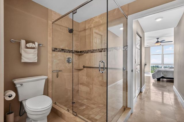 700 E Boynton Beach Boulevard Ph 2, Boynton Beach, FL 33435