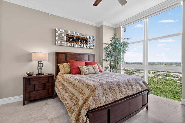 700 E Boynton Beach Boulevard Ph 2, Boynton Beach, FL 33435