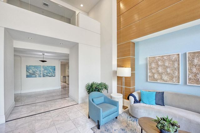 700 E Boynton Beach Boulevard Ph 2, Boynton Beach, FL 33435