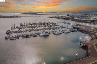 104 Marina Lakes Dr, Richmond, CA 94804