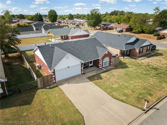 3804 Kingsberry Drive, Van Buren, AR 72956