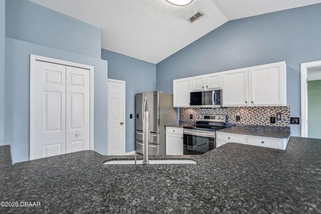 3204 Vista Palm Drive, Edgewater, FL 32141