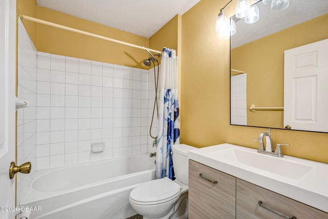 3204 Vista Palm Drive, Edgewater, FL 32141