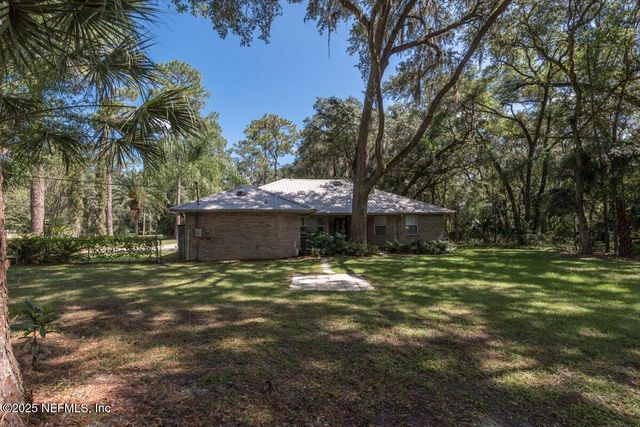 101 ROBERTS Court, Palatka, FL 32177