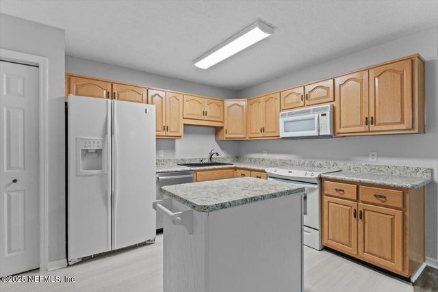101 ROBERTS Court, Palatka, FL 32177
