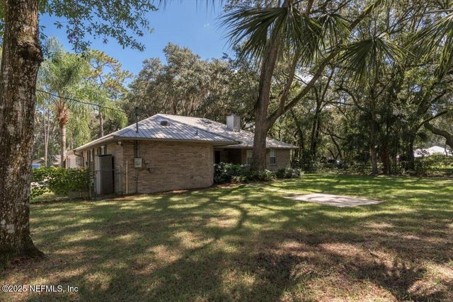 101 ROBERTS Court, Palatka, FL 32177