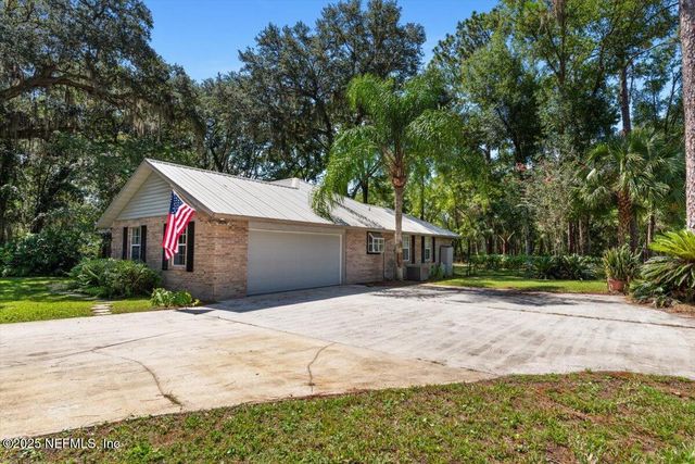 101 ROBERTS Court, Palatka, FL 32177