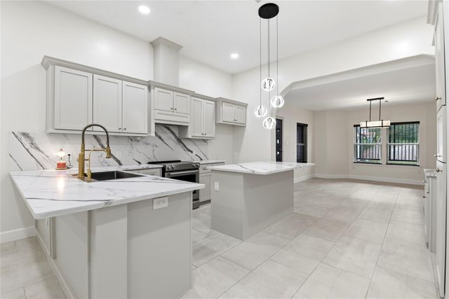 9403 Spaulding Street, Houston, TX 77016