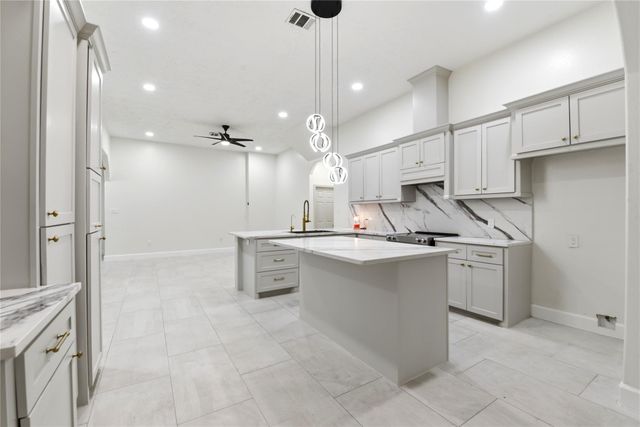 9403 Spaulding Street, Houston, TX 77016