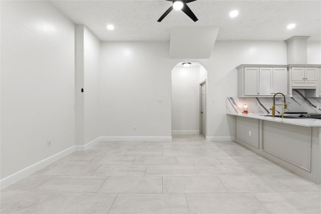 9403 Spaulding Street, Houston, TX 77016