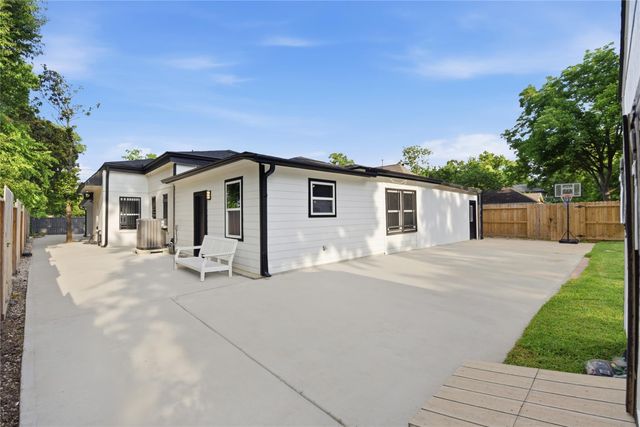 9403 Spaulding Street, Houston, TX 77016