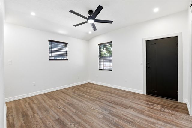 9403 Spaulding Street, Houston, TX 77016