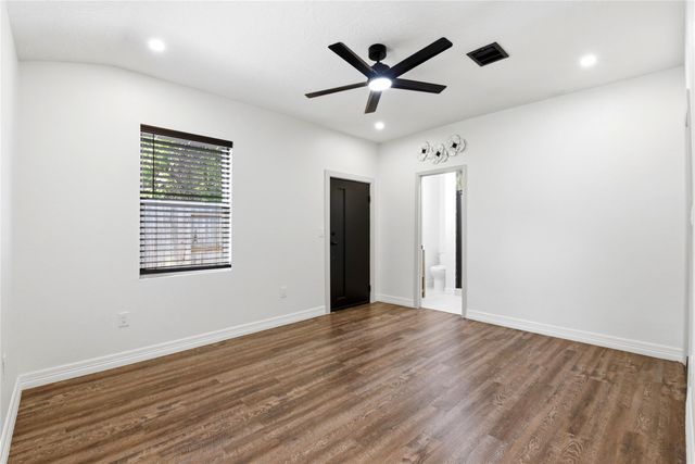 9403 Spaulding Street, Houston, TX 77016