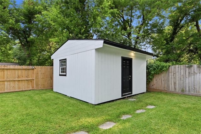 9403 Spaulding Street, Houston, TX 77016