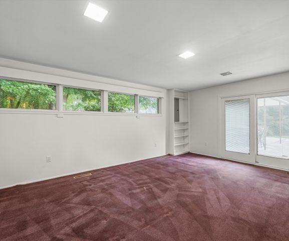 3586 E Huron River Drive, Ann Arbor, MI 48104