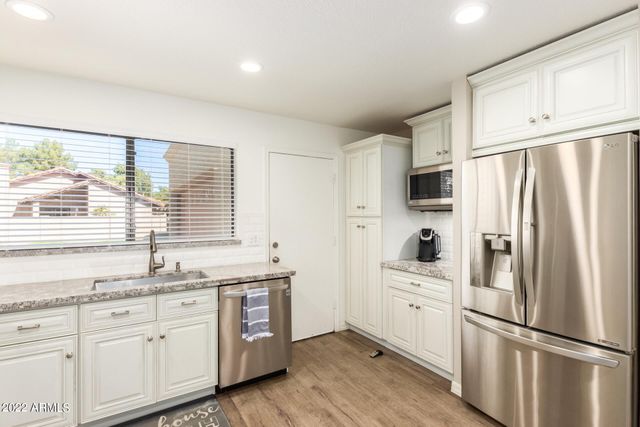 311 E PINON Way, Gilbert, AZ 85234