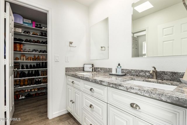 311 E PINON Way, Gilbert, AZ 85234