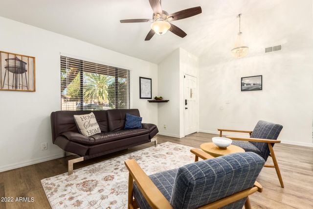 311 E PINON Way, Gilbert, AZ 85234