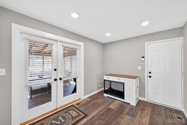 15648 Silverlake Court, Chesterfield, MO 63017