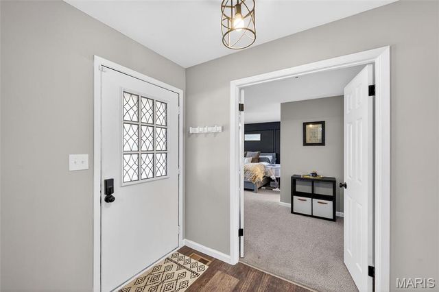 15648 Silverlake Court, Chesterfield, MO 63017