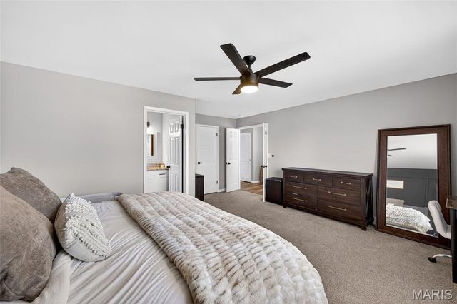 15648 Silverlake Court, Chesterfield, MO 63017