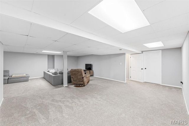 15648 Silverlake Court, Chesterfield, MO 63017