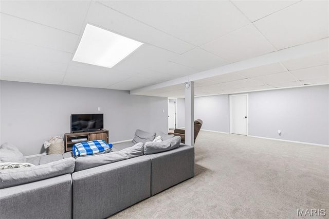 15648 Silverlake Court, Chesterfield, MO 63017