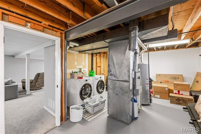 15648 Silverlake Court, Chesterfield, MO 63017