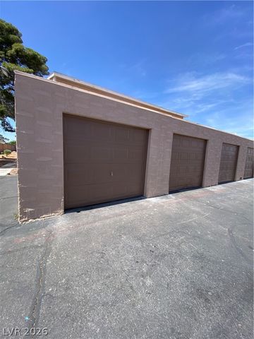 5245 Golden Lane, Las Vegas, NV 89119