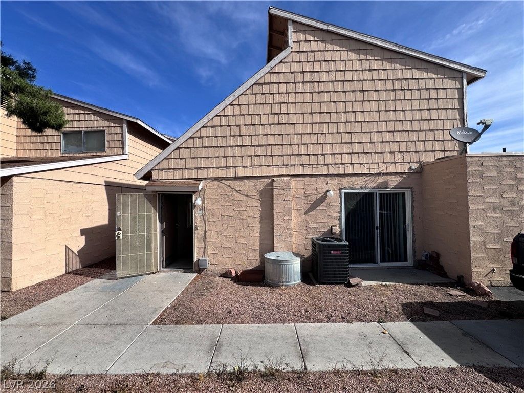 Image 1 of property listing at 5245 Golden Lane, Las Vegas, NV 89119