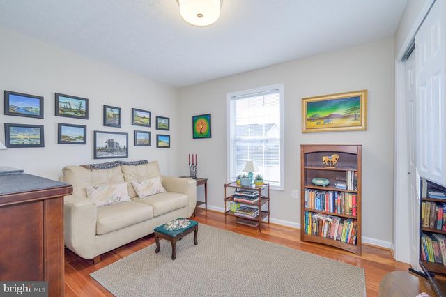 73 MCGREGOR DR, Ranson, WV 25438