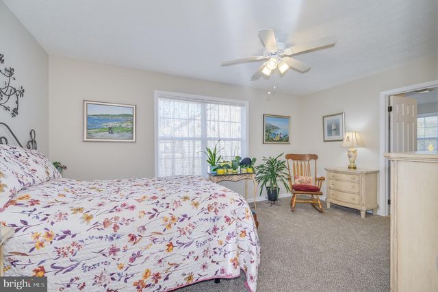 73 MCGREGOR DR, Ranson, WV 25438