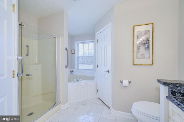 73 MCGREGOR DR, Ranson, WV 25438