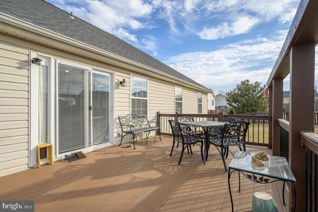 73 MCGREGOR DR, Ranson, WV 25438