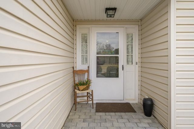 73 MCGREGOR DR, Ranson, WV 25438