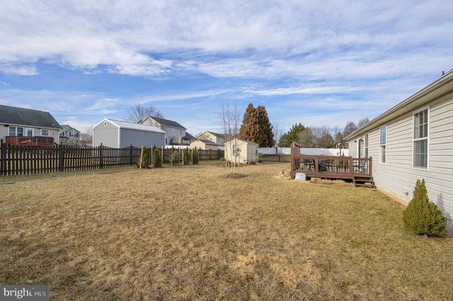 73 MCGREGOR DR, Ranson, WV 25438