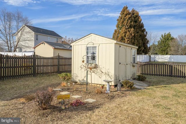 73 MCGREGOR DR, Ranson, WV 25438