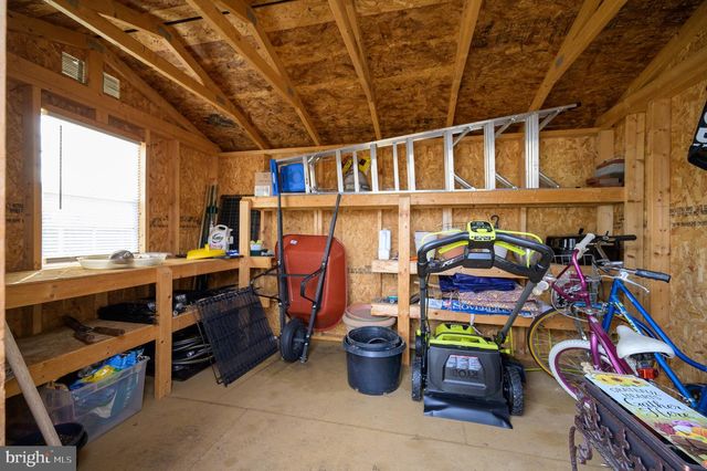 73 MCGREGOR DR, Ranson, WV 25438