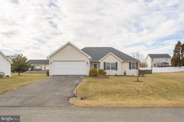 73 MCGREGOR DR, Ranson, WV 25438
