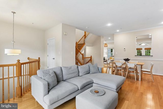 19 BLUE HOSTA WAY, Rockville, MD 20850