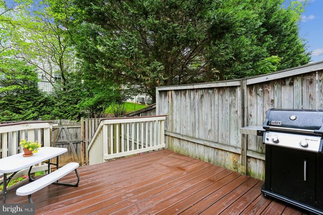 19 BLUE HOSTA WAY, Rockville, MD 20850