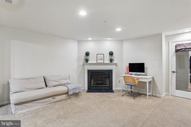 19 BLUE HOSTA WAY, Rockville, MD 20850