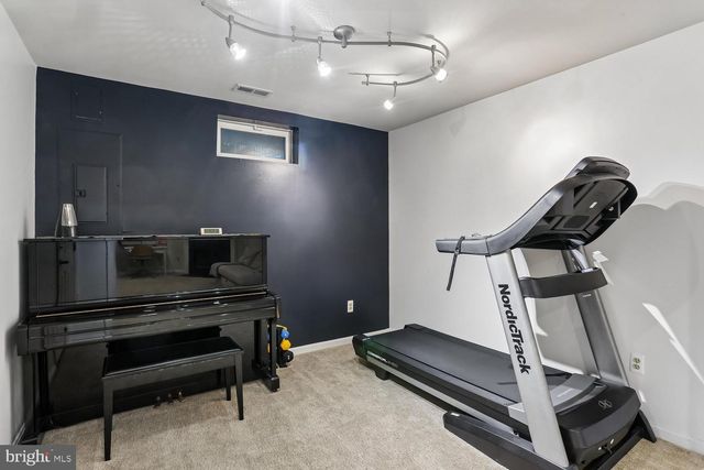 19 BLUE HOSTA WAY, Rockville, MD 20850