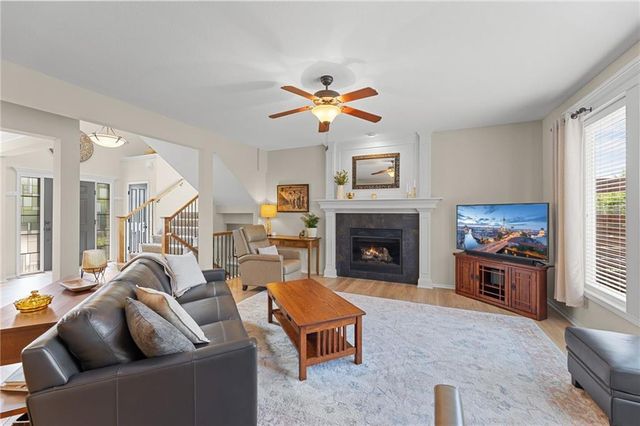 23920 W 124th Court, Olathe, KS 66061