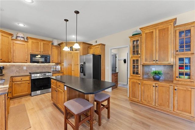 23920 W 124th Court, Olathe, KS 66061