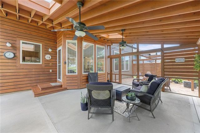 23920 W 124th Court, Olathe, KS 66061